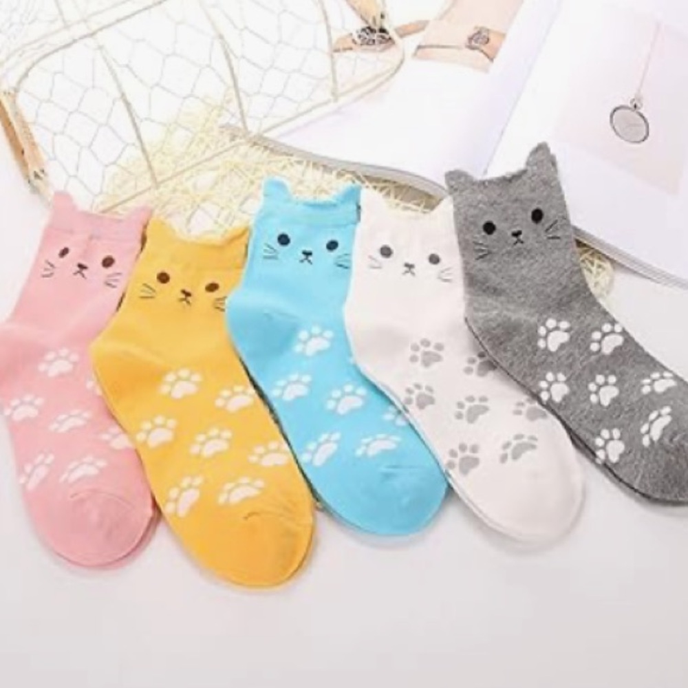 Five Pairs Of Cat Socks Set In Gift Tin Cotton Blend JEASONA